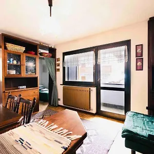 Sweethome Wifi Garage , Santa Caterina Valfurva Italia
